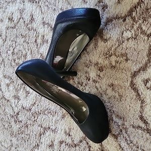 Ladies Pumps